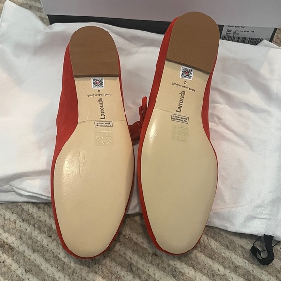 NEW Larroude Verona Ballet Flat In Scarlet Suede sz 8 - Picture 3 of 5